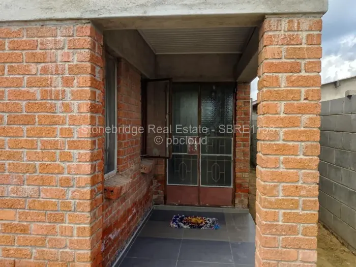 3 Bedroom House for Sale in Cowdray Park, Bulawayo