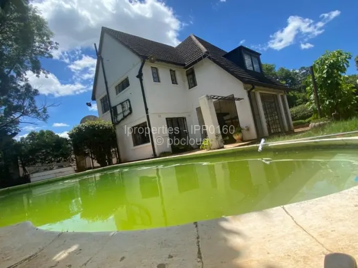 3 Bedroom House for Sale in Kumalo, Bulawayo