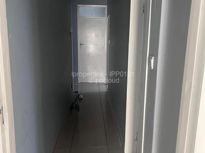 Flat/Apartment for Sale in Zimre Park, Harare