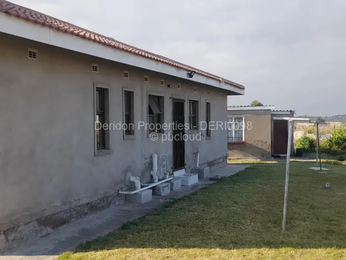 2 Bedroom Cottage/Garden Flat for Sale in Ruwa, Ruwa
