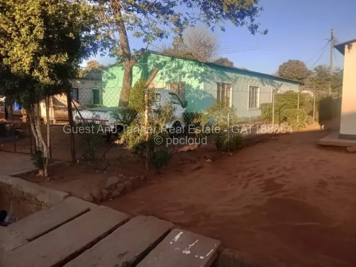 Townhouse/Cluster for Sale in Victoria Falls, Victoria Falls