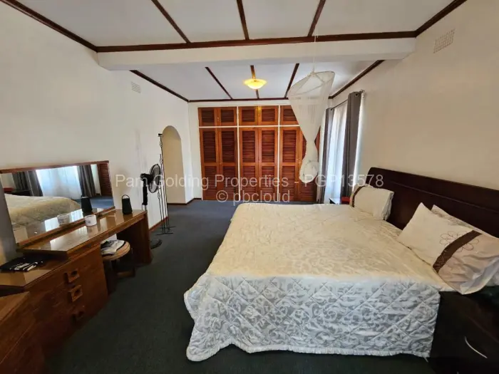 3 Bedroom House for Sale in Suburbs, Bulawayo