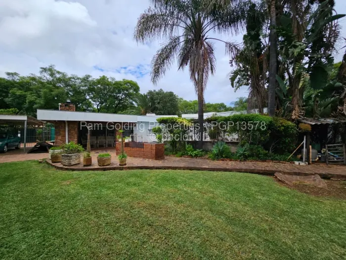 3 Bedroom House for Sale in Suburbs, Bulawayo