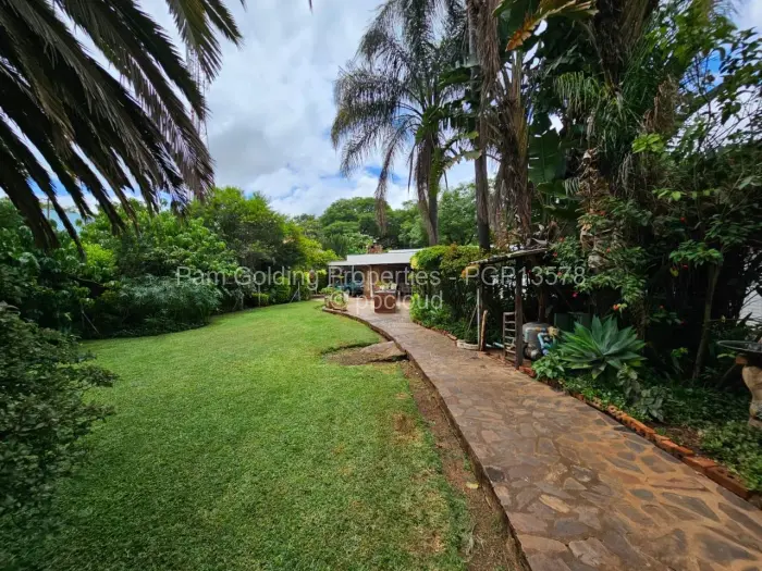 3 Bedroom House for Sale in Suburbs, Bulawayo