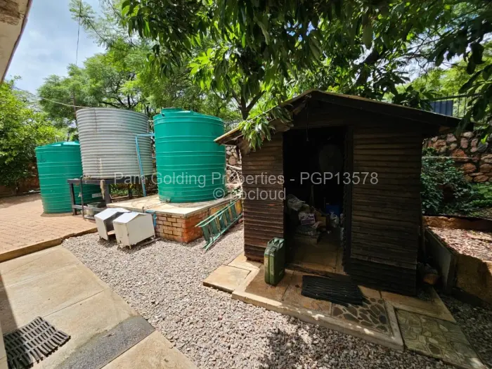 3 Bedroom House for Sale in Suburbs, Bulawayo