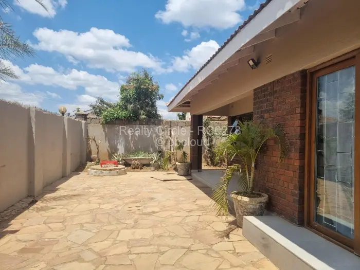 3 Bedroom House to Rent in Bloomingdale, Harare