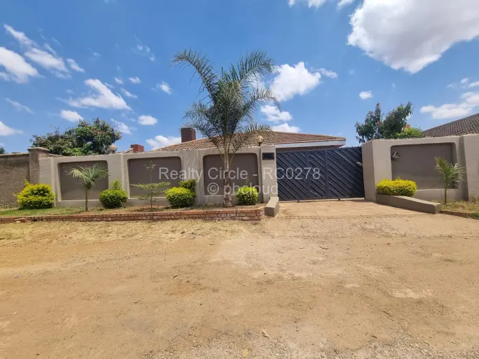 3 Bedroom House to Rent in Bloomingdale, Harare