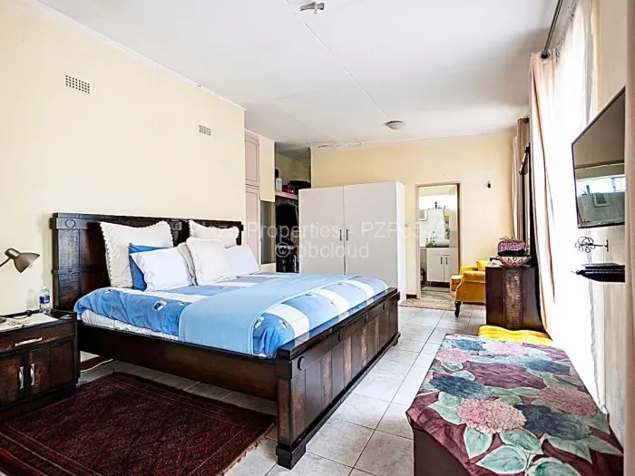 4 Bedroom House for Sale in Highlands, Harare