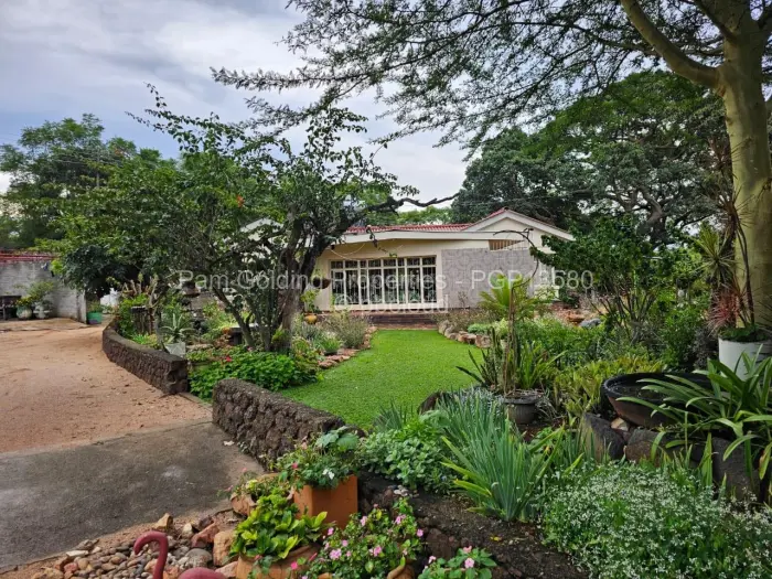 3 Bedroom House for Sale in Burnside, Bulawayo