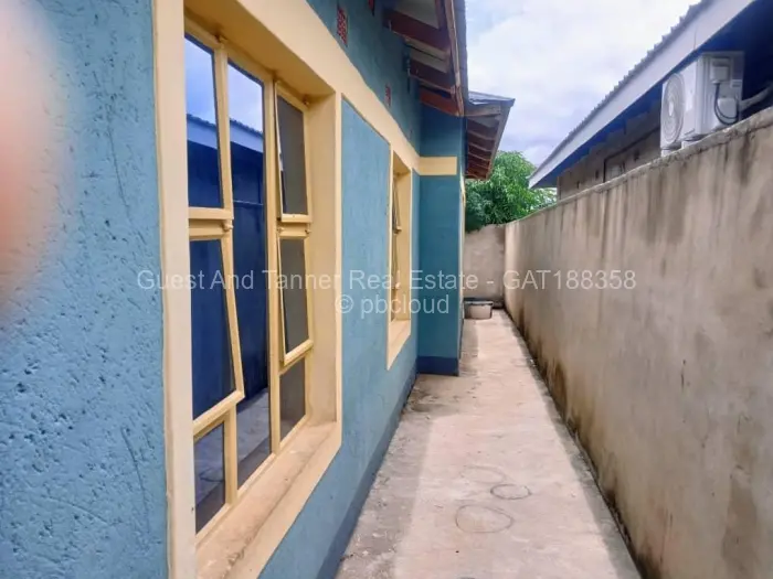4 Bedroom House for Sale in Victoria Falls, Victoria Falls