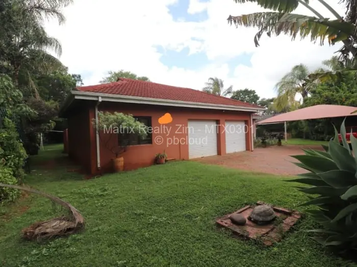 4 Bedroom House for Sale in Borrowdale Brooke, Harare