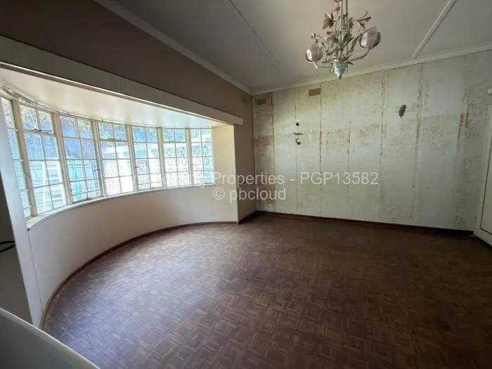 3 Bedroom House for Sale in Kumalo, Bulawayo