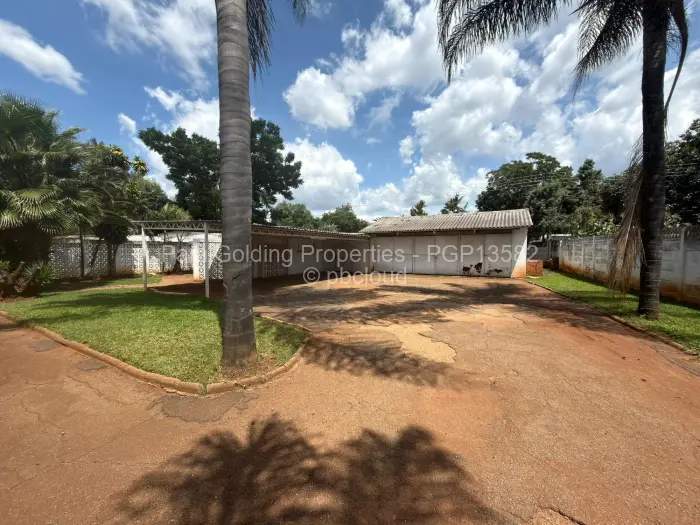 3 Bedroom House for Sale in Kumalo, Bulawayo