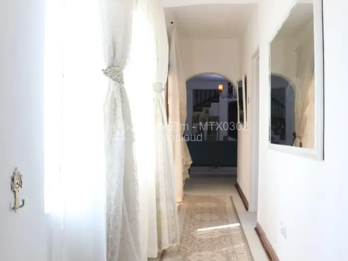 5 Bedroom House for Sale in Helensvale, Harare