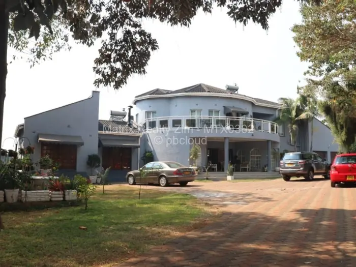 5 Bedroom House for Sale in Helensvale, Harare
