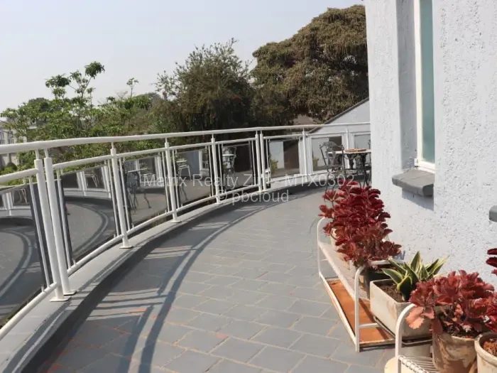 5 Bedroom House for Sale in Helensvale, Harare