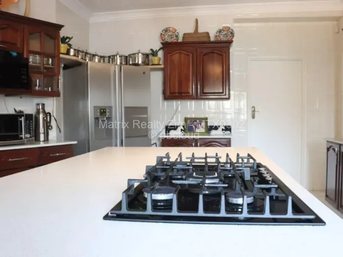 5 Bedroom House for Sale in Helensvale, Harare