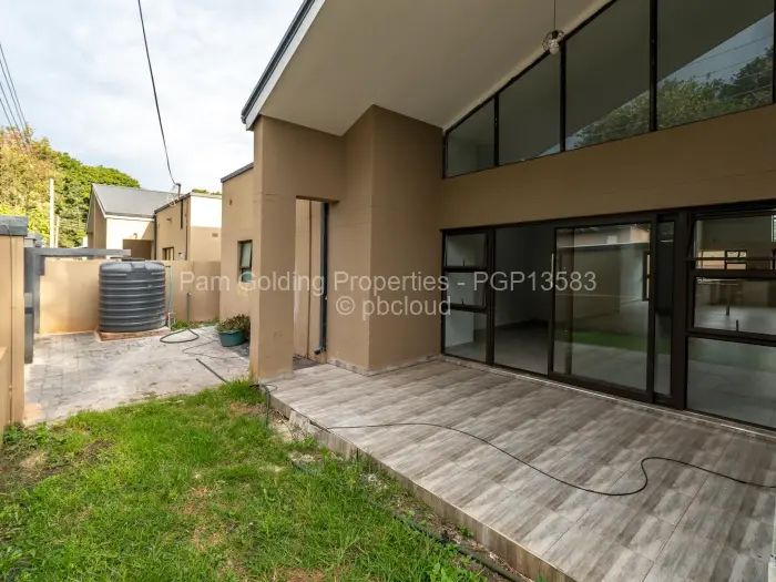 Townhouse/Cluster to Rent in Avondale West, Harare