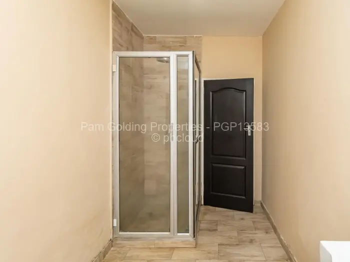 Townhouse/Cluster to Rent in Avondale West, Harare