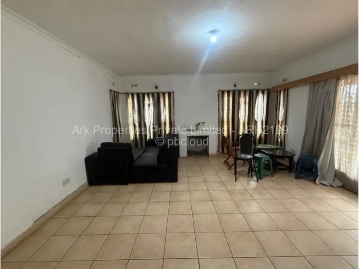 3 Bedroom House for Sale in Kuwadzana, Harare