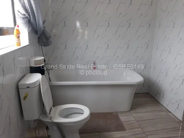 7 Bedroom House to Rent in Pomona, Harare