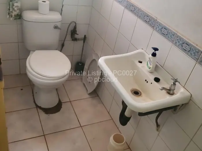 4 Bedroom House for Sale in Mandara, Harare