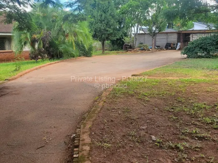 4 Bedroom House for Sale in Mandara, Harare