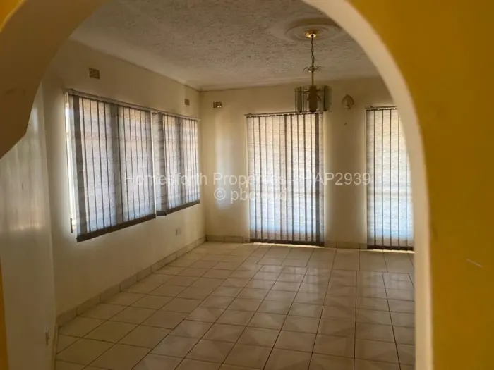 5 Bedroom House for Sale in Norton, Norton