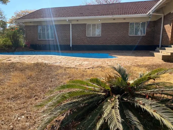 5 Bedroom House for Sale in Norton, Norton