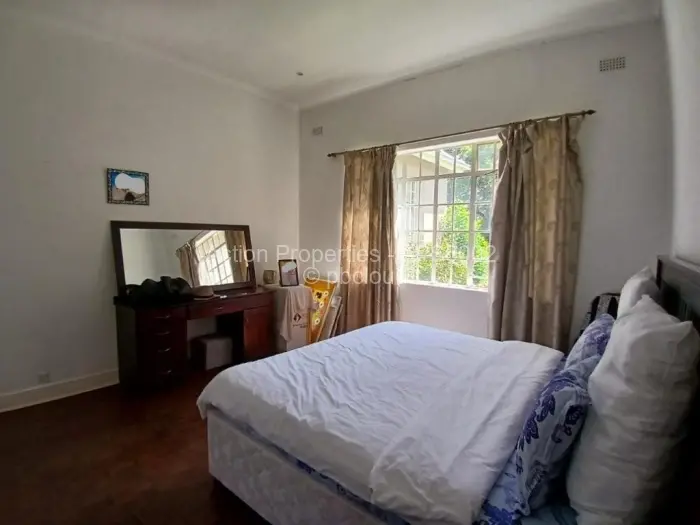 4 Bedroom House to Rent in Mount Pleasant