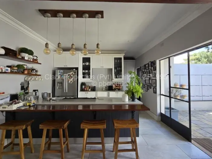 4 Bedroom House for Sale in Highlands, Harare
