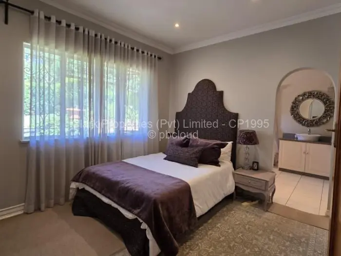 4 Bedroom House for Sale in Highlands, Harare