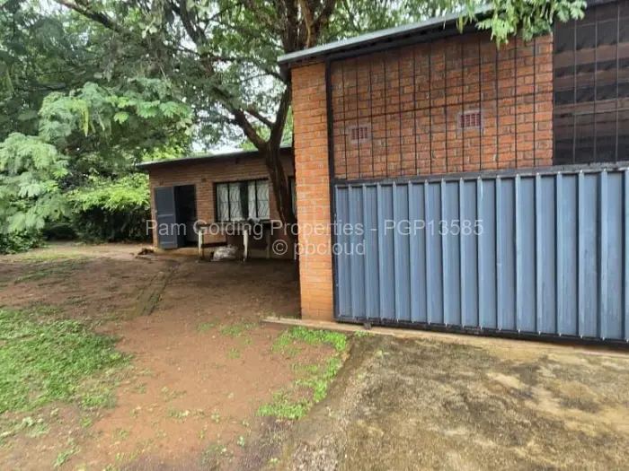 3 Bedroom House for Sale in Matsheumhlope, Bulawayo