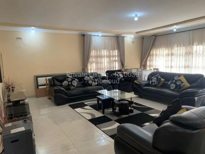 6 Bedroom House for Sale in Gletwin Park, Harare