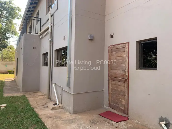 6 Bedroom House for Sale in Gletwin Park, Harare