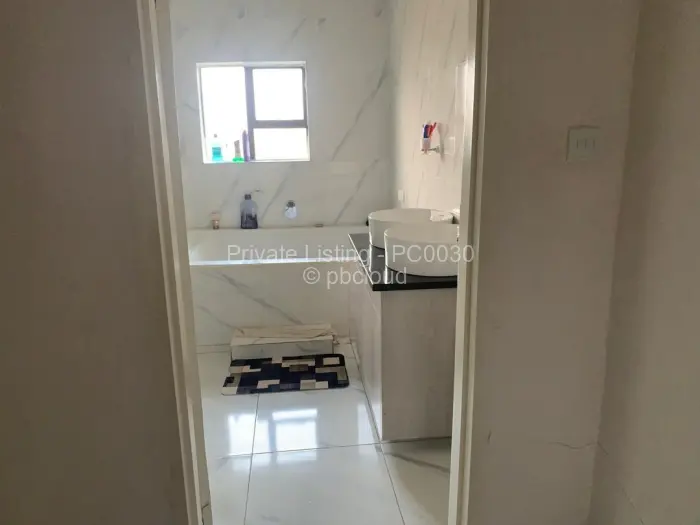 6 Bedroom House for Sale in Gletwin Park, Harare