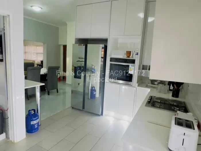 Townhouse/Cluster to Rent in Hogerty Hill, Harare