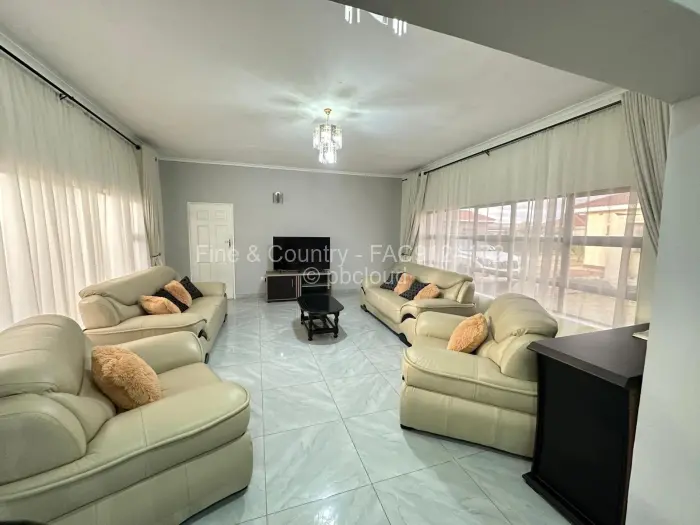 Townhouse/Cluster to Rent in Hogerty Hill, Harare