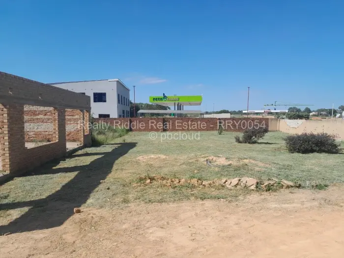 Commercial Stand for Sale in Southlea Park