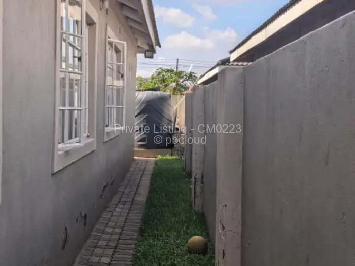 3 Bedroom House for Sale in Aspindale Park, Harare