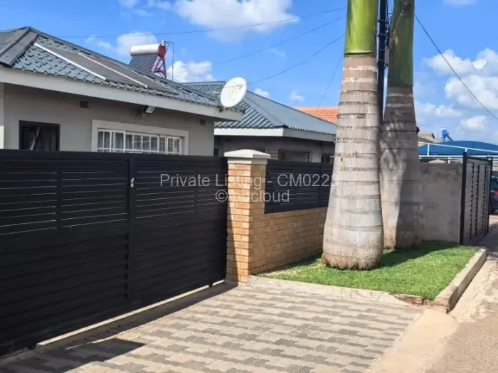 3 Bedroom House for Sale in Aspindale Park, Harare