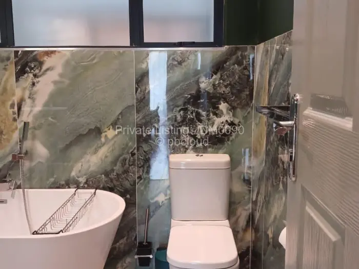 Flat/Apartment to Rent in Borrowdale, Harare