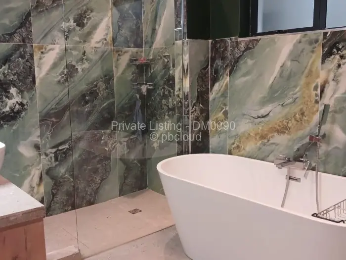 Flat/Apartment to Rent in Borrowdale, Harare