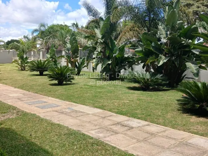 Flat/Apartment to Rent in Borrowdale, Harare