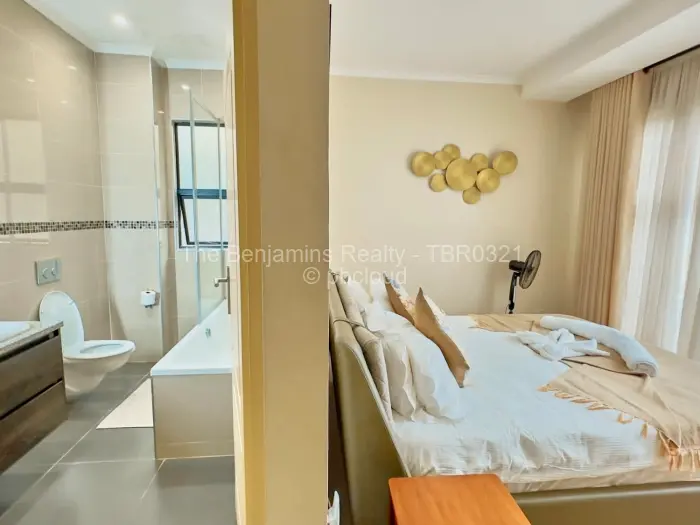 Townhouse/Cluster to Rent in Greencroft, Harare