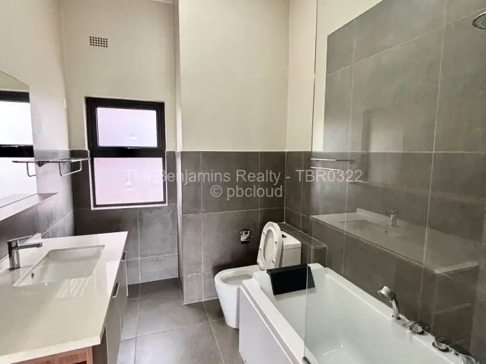 Townhouse/Cluster to Rent in Avondale, Harare