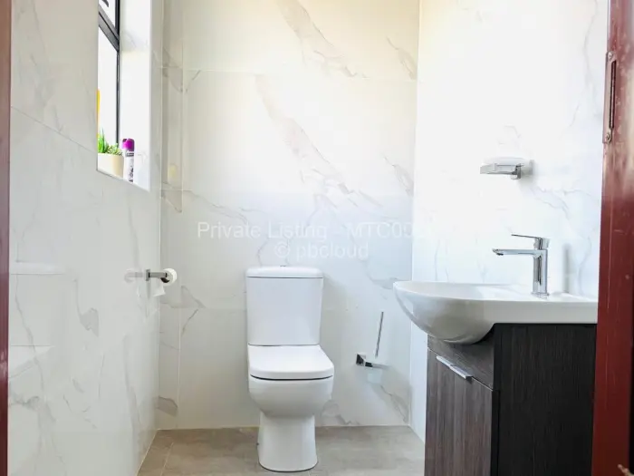 Townhouse/Cluster to Rent in Borrowdale West