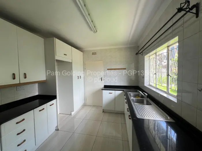 Townhouse/Cluster to Rent in Greendale, Harare