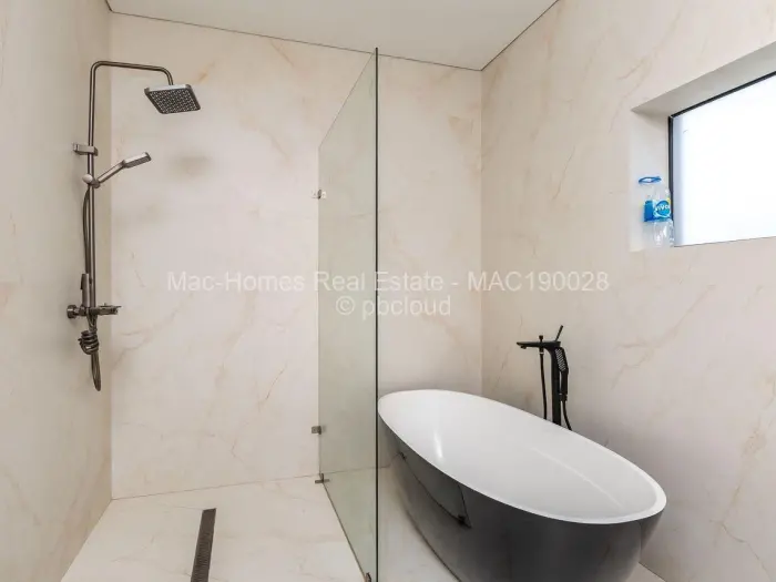 4 Bedroom House for Sale in Gunhill, Harare