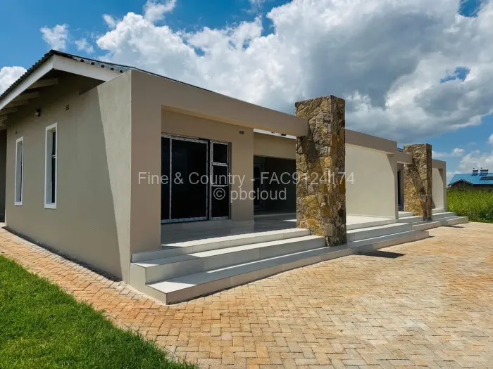 Townhouse/Cluster to Rent in Pomona